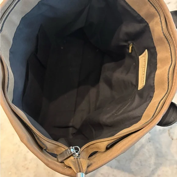 Lily and Bean Initial Tote Bag - Picture 6 of 6